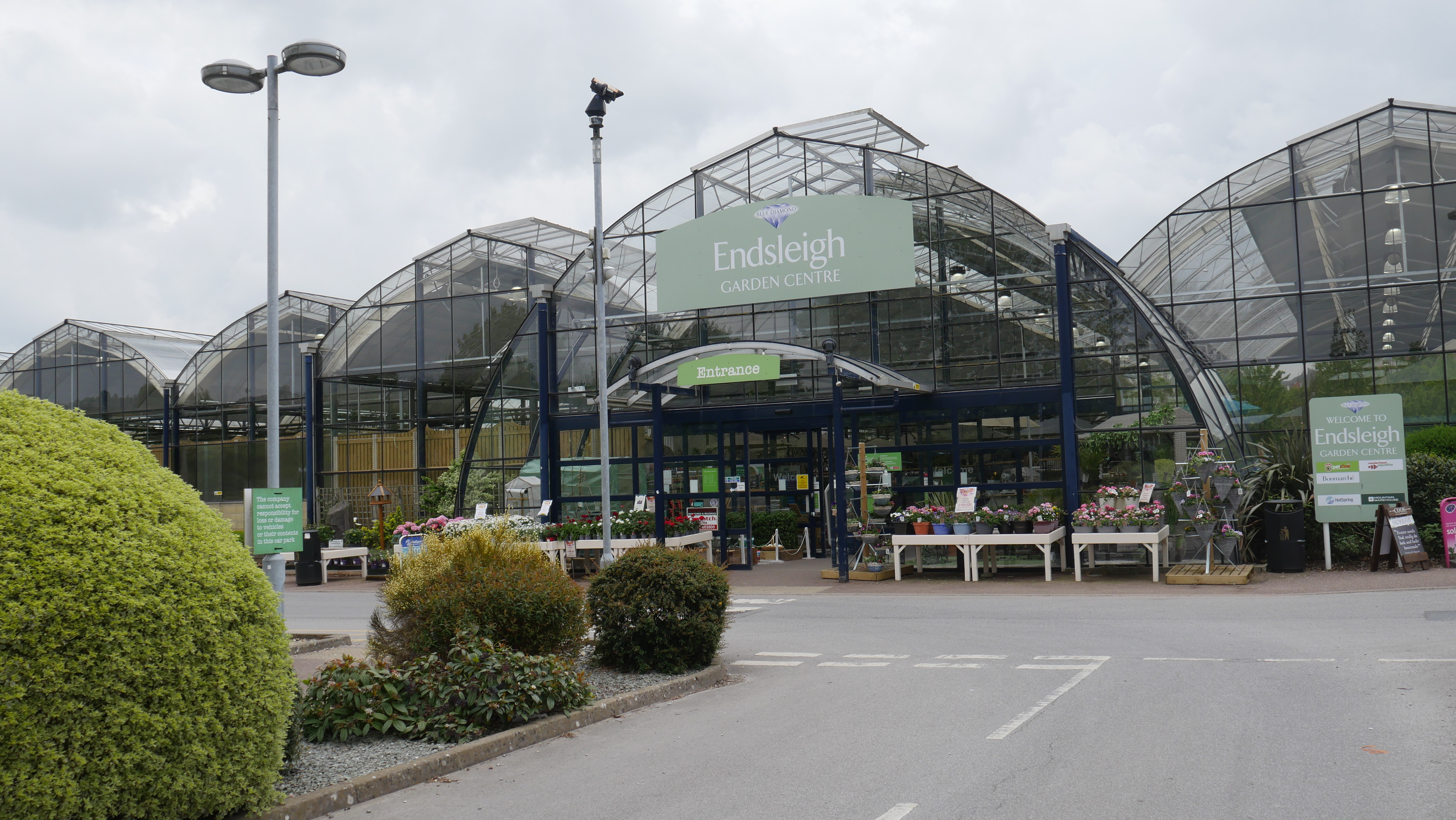 Endsleigh garden store centre